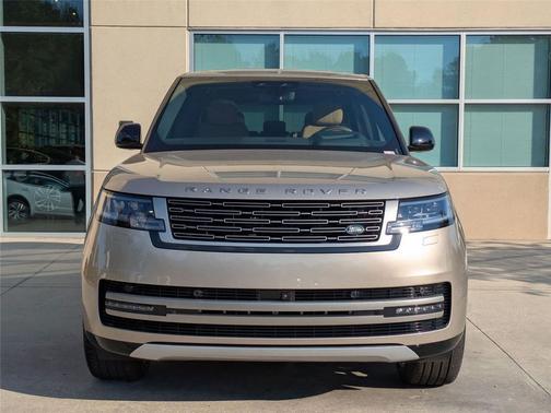 2025 Land Rover Range Rover P530 SE 7 Seat