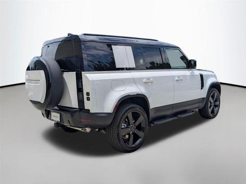 Fuji White 2026 Land Rover Defender P300 S