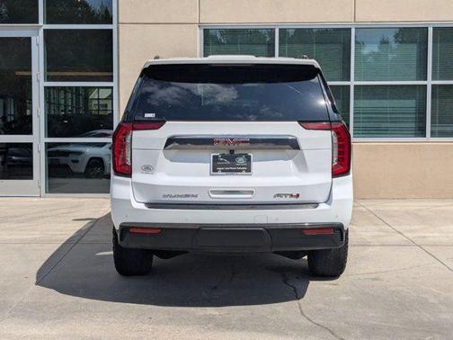 2023 GMC Yukon 4WD AT4