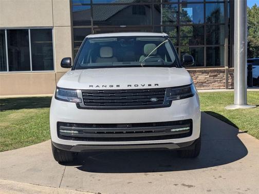 2025 Land Rover Range Rover P400 SE 7 Seat