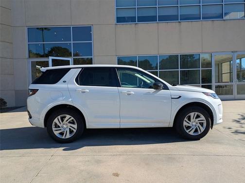 2025 Land Rover Discovery Sport S