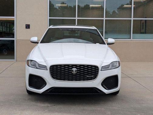 2024 Jaguar XF R-Dynamic SE P250 RWD Automatic