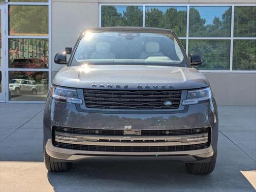 2025 Land Rover Range Rover P400 SE 7 Seat