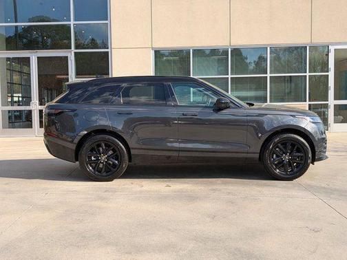 2026 Land Rover Range Rover Velar P250 SE R-Dynamic
