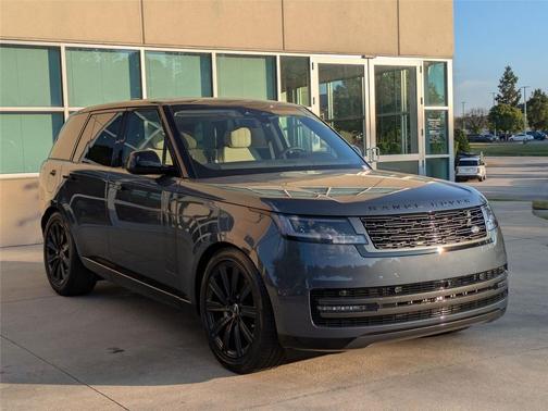 2025 Land Rover Range Rover P400 SE