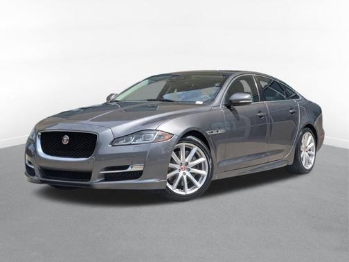 2019 Jaguar XJ R-Sport