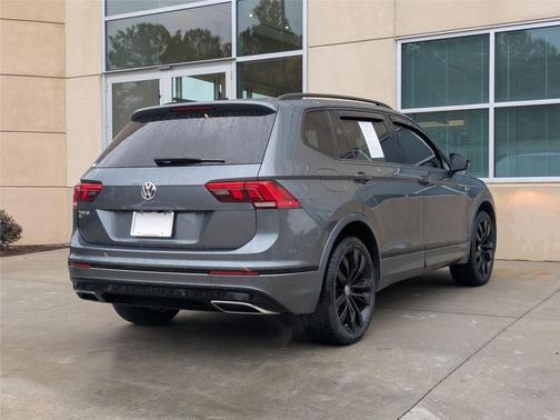 2020 Volkswagen Tiguan 2.0T SE R-Line Black