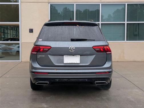 2020 Volkswagen Tiguan 2.0T SE R-Line Black