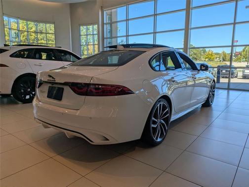 2024 Jaguar XF R-Dynamic SE P250 RWD Automatic