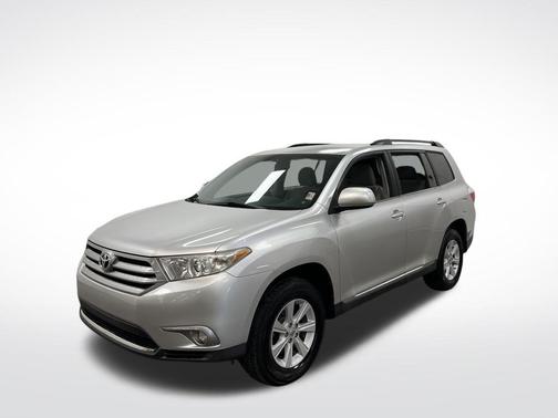 2013 Toyota Highlander SE