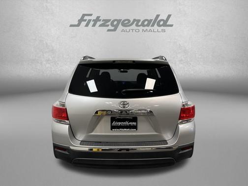 2013 Toyota Highlander SE