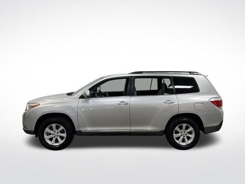 2013 Toyota Highlander SE