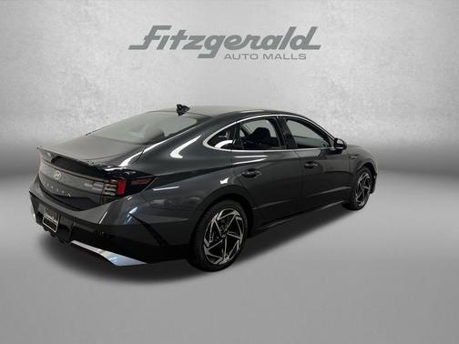 2026 Hyundai SONATA SEL