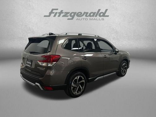 Brilliant Bronze Metallic 2024 Subaru Forester Touring