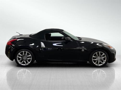 2014 Nissan 370Z Base
