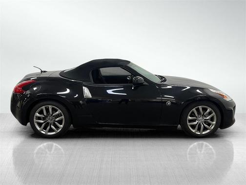 2014 Nissan 370Z Base
