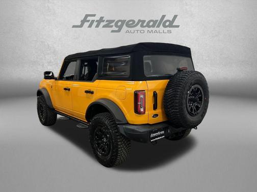 Cyber Orange Metallic Tricoat 2021 Ford Bronco Badlands
