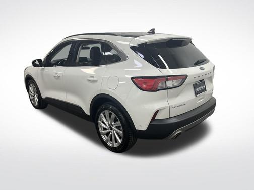 2021 Ford Escape Titanium