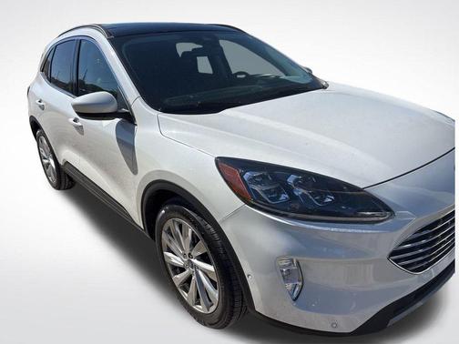 2021 Ford Escape Titanium