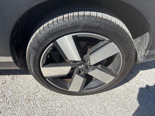 2025 Hyundai SANTA FE Limited