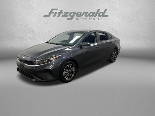 Gravity Gray 2024 Kia Forte LXS