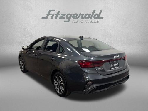 Gravity Gray 2024 Kia Forte LXS