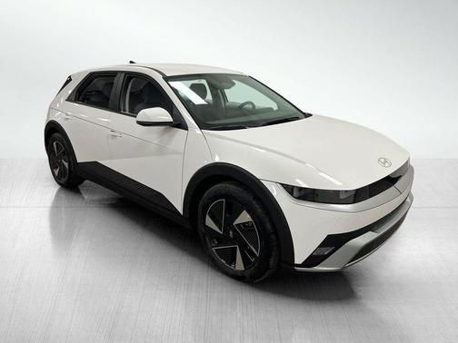 2026 Hyundai IONIQ 5 SE