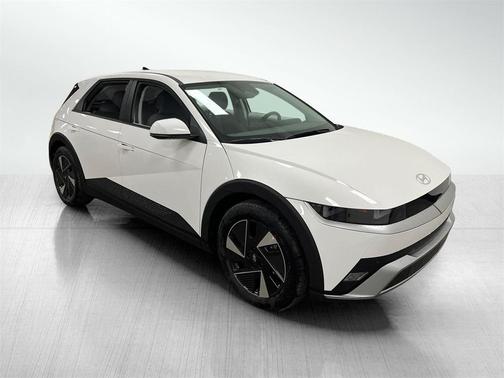 2026 Hyundai IONIQ 5 SE