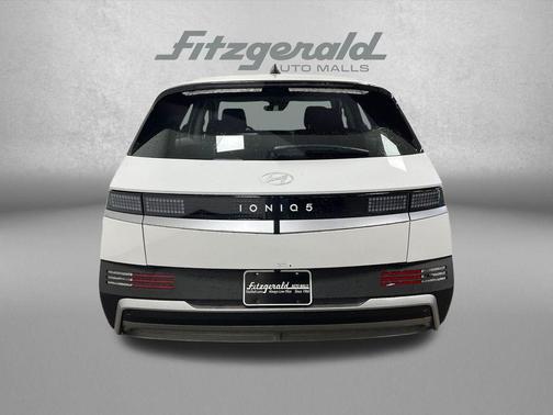 2026 Hyundai IONIQ 5 SE