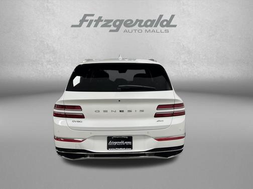 Uyuni White 2025 Genesis GV80 2.5T