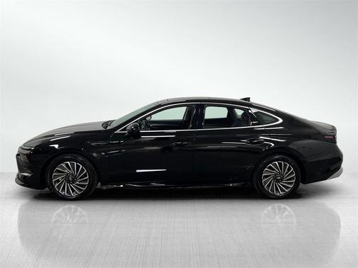 2024 Hyundai SONATA Hybrid Limited
