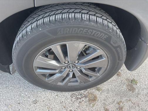 2022 Nissan Pathfinder SV 4WD