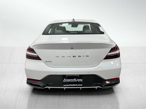 2025 Genesis G70 2.5T