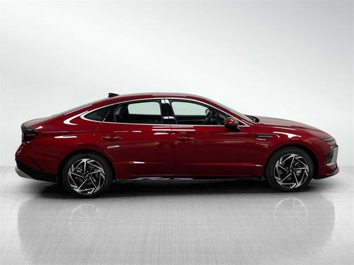 2026 Hyundai SONATA SEL