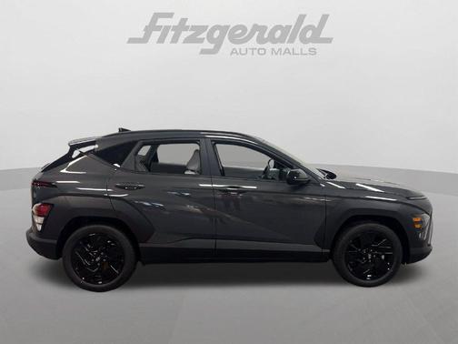 Ecotronic Gray Pearl 2027 Hyundai KONA SEL Sport