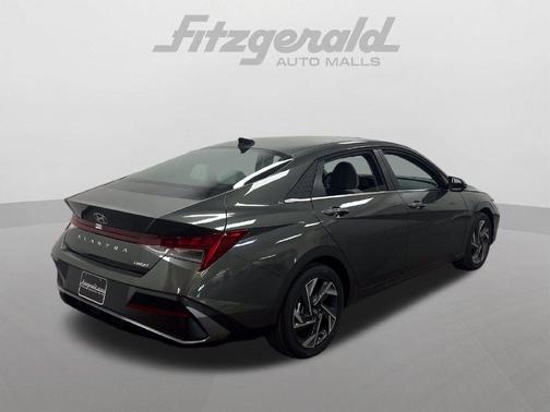 Amazon Gray 2026 Hyundai ELANTRA Limited