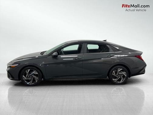2025 Hyundai ELANTRA SEL