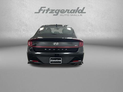 Phantom Black 2022 Hyundai SONATA SEL Plus