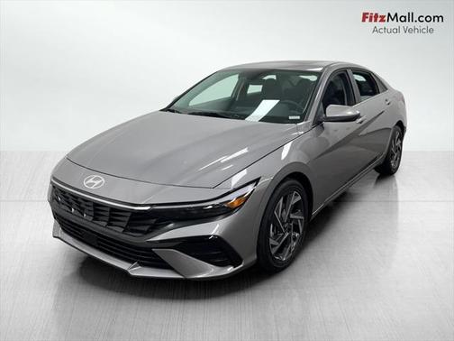 2025 Hyundai ELANTRA SEL
