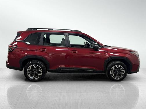 2025 Subaru Forester Base