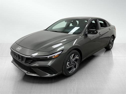 2025 Hyundai ELANTRA Sport