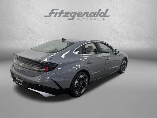 2026 Hyundai SONATA SEL