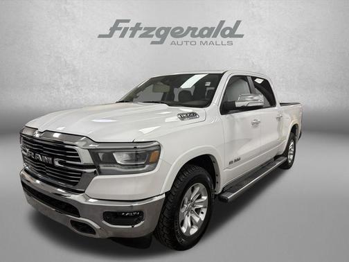 Ivory White Tri-Coat Pearlcoat 2021 RAM 1500 Laramie
