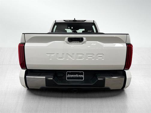 2022 Toyota Tundra SR5