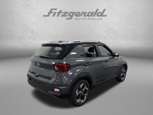 2026 Hyundai VENUE SEL w/Two-Tone Roof