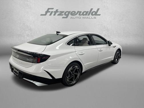 2026 Hyundai SONATA SEL