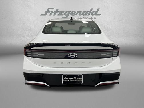 2026 Hyundai SONATA SEL