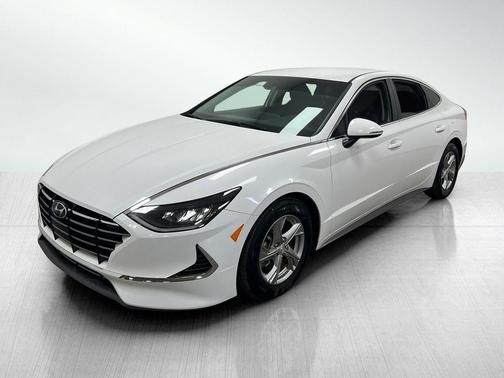 2023 Hyundai SONATA SE