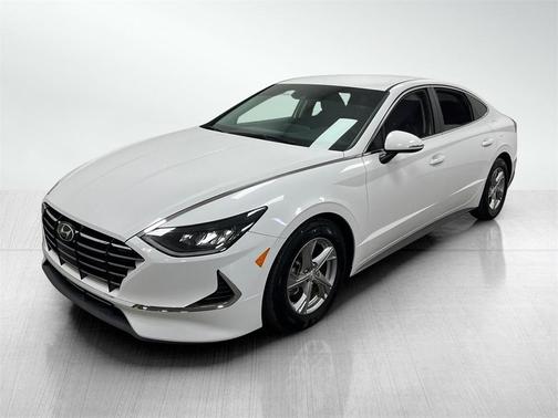 2023 Hyundai SONATA SE