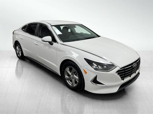 2023 Hyundai SONATA SE